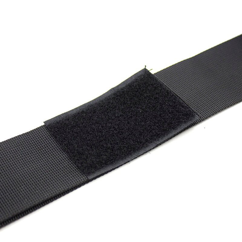 OHMAMA FETISH - ESPARCEDOR CON BARRA SUAVE Y RESTRICCIONES DE MUÑECA DE NYLON