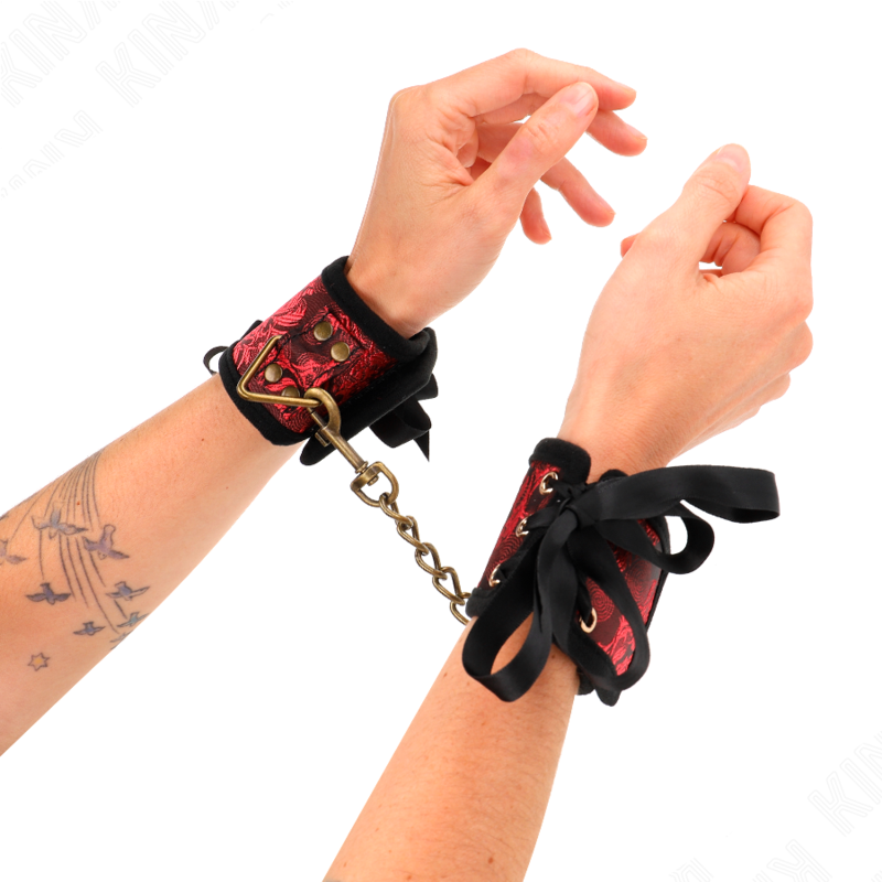 KINK - SCANDAL CINTURINI DA POLSO DETTAGLI IN PIZZO ROSSO-NERO 24,5 CM X 6,5 CM