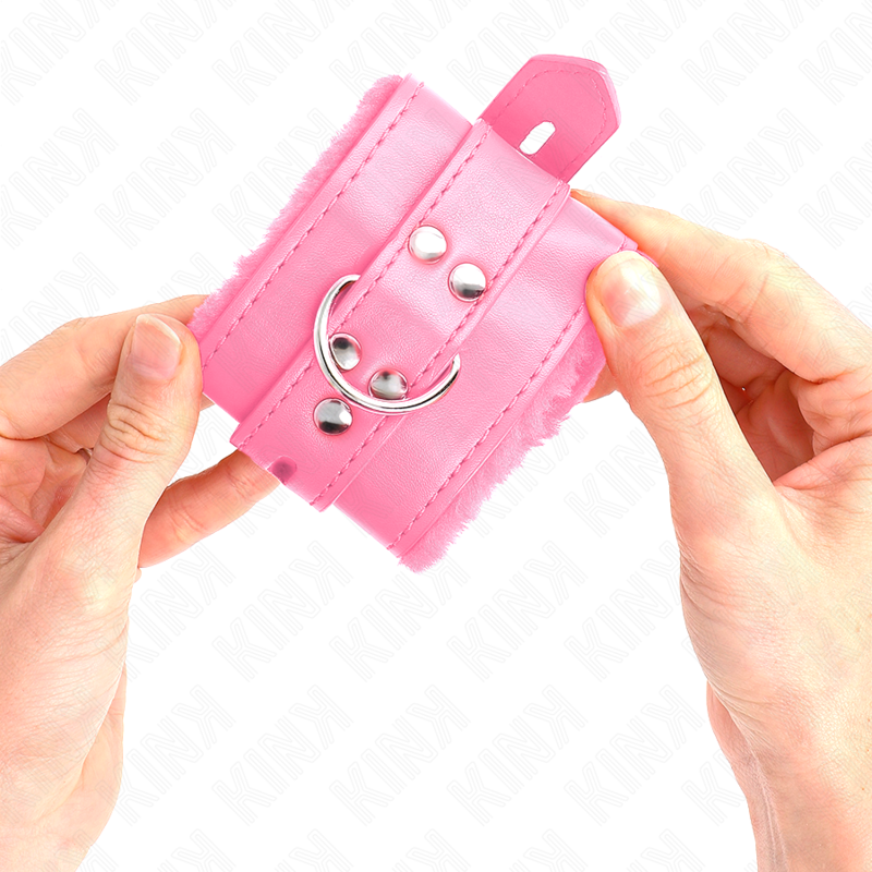 KINK - CINTURINI DA POLSO RIVESTITI IN PELLICCIA CON FORI QUADRATI ROSA E CINTURA ROSA REGOLABILI 17-29 CM X 6 CM