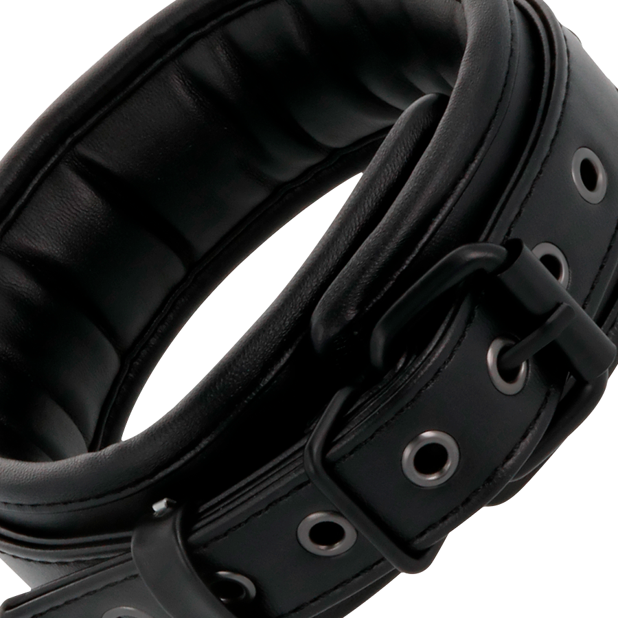 OSCURITÀ - MANETTE E COLLARE IN PELLE NERA